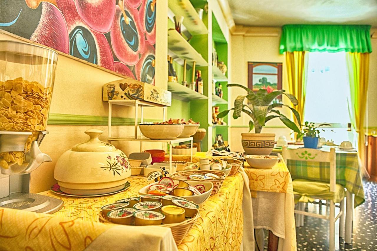 Hotel Della Piazzetta 바라체 외부 사진